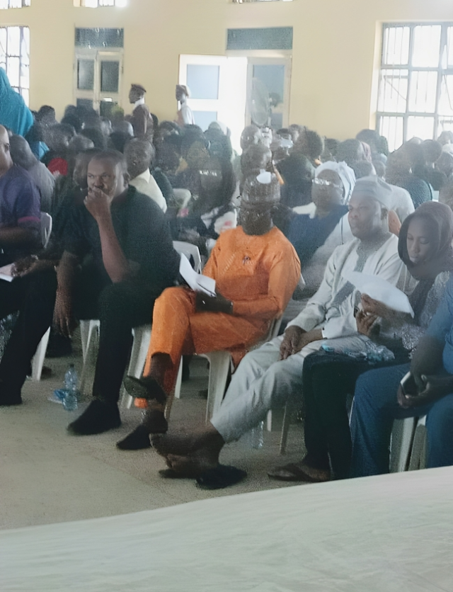 facebook_1699693432827_7129030964080791995